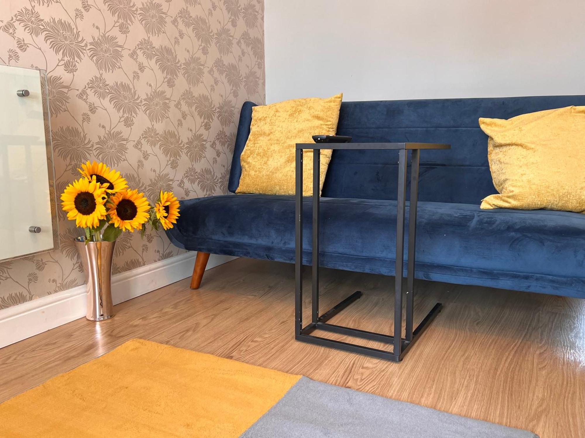 Contractors Or Family House - M1 Nottingham - Ikea Retail Park - Catkin Drive - 2 Bed Home With Driveway, Private Garden, Sleeps 4 - Tv'S In All Rooms Giltbrook Экстерьер фото